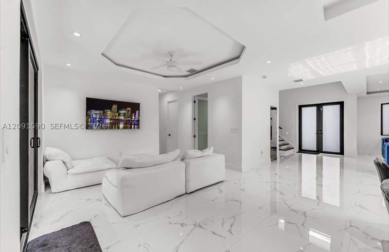 5 bedroom SingleFamilyResidence at 19246 SW 132nd Ave, Renaissance Ranches, Miami — photo 5