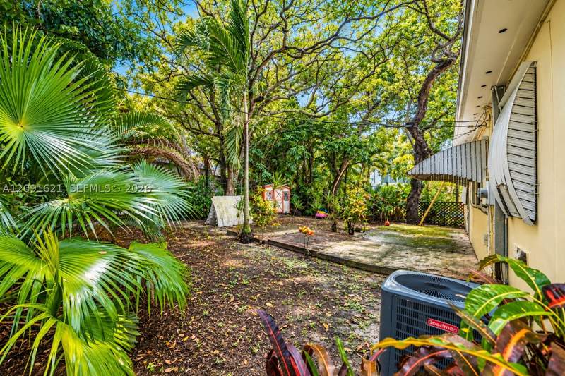 3 bedroom SingleFamilyResidence at 420 NW 42nd St, Allendale Sub Db 943-562, Miami — photo 4