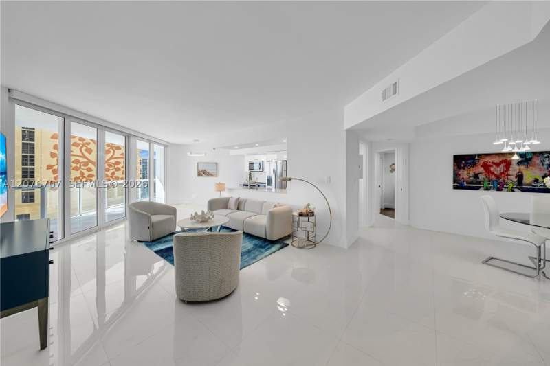 2 bedroom Condominium at 16425 Collins Ave 712, Oceania I Condo, Sunny Isles Beach — photo 3