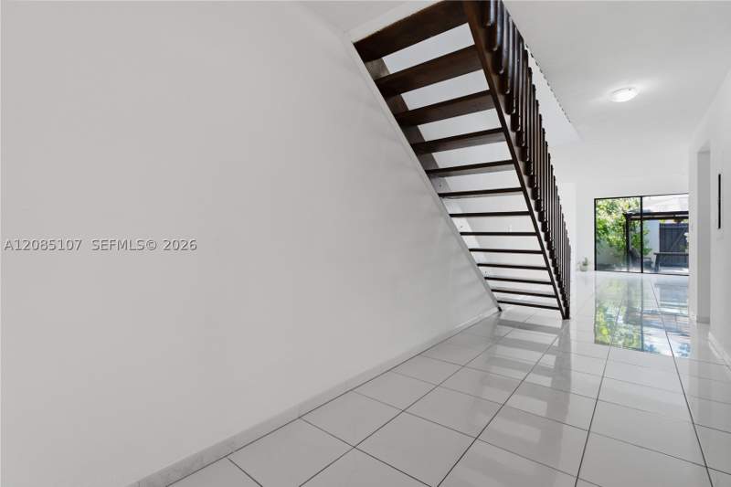 3 bedroom Townhouse at 13391 SW 88th Ter F, Calusa Point, Miami — photo 3