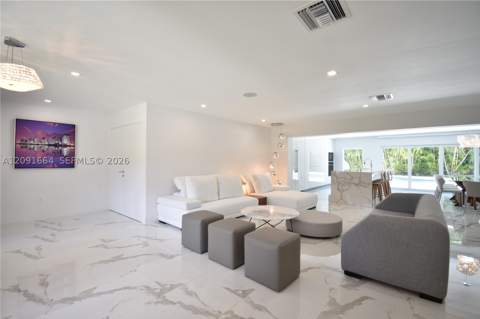 20501 NE 22nd Pl, Miami FL - photo 17 of 39