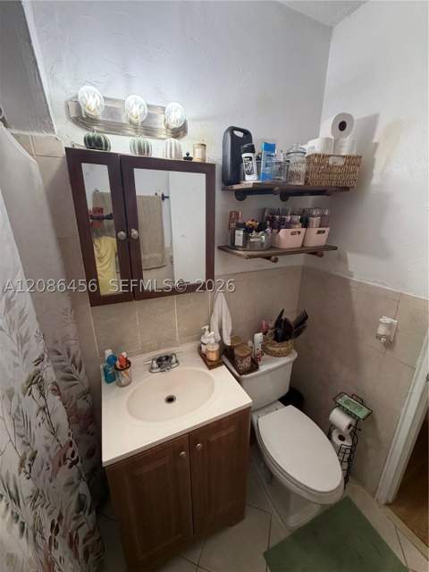 3570 SW 9th Ter 9B, Miami FL - photo 9 of 14