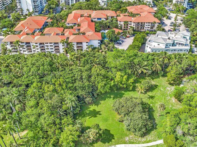 2 bedroom Condominium at 101 Ocean Lane Dr 209, Ocean Village Condo, Key Biscayne — photo 3