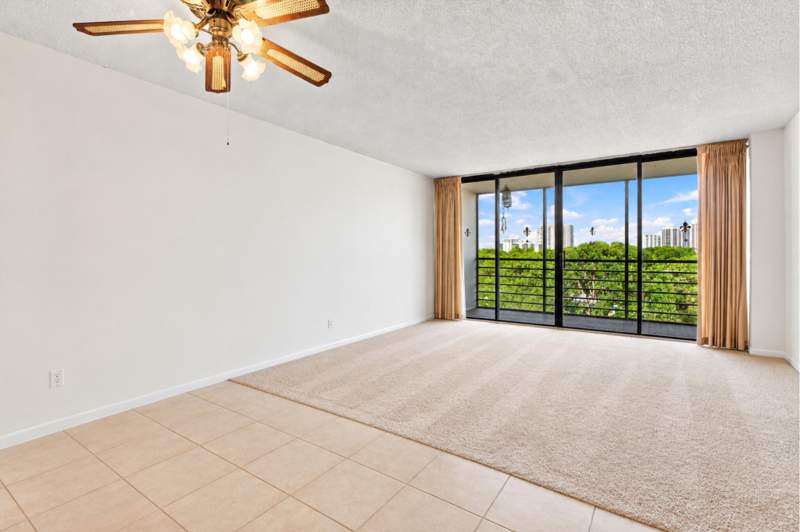 1 bedroom Condominium at 20400 W Country Club Drive 609, Biscaya IV Condo, Aventura — photo 3
