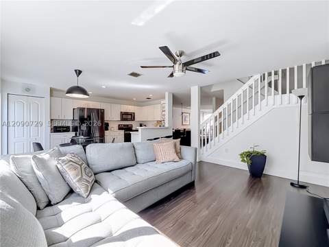 5073 NW 114th Ct, Doral FL - photo 10 of 20