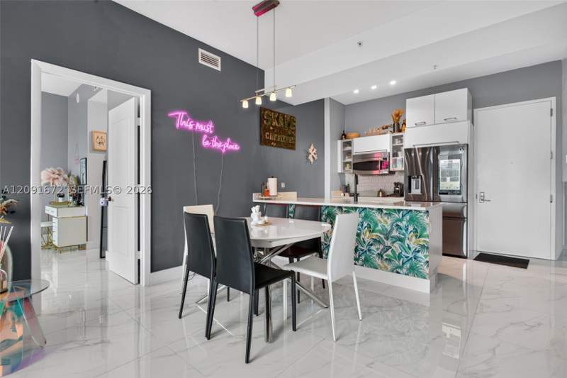2 bedroom Condominium at 333 NE 24 st Ph12, Gallery Art Condo, Miami — photo 3
