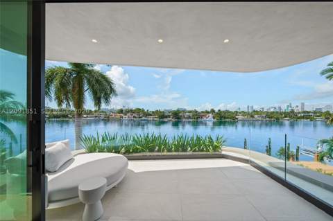 80 S Hibiscus Dr, Miami Beach FL - photo 17 of 68