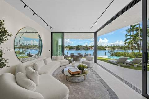 80 S Hibiscus Dr, Miami Beach FL - photo 9 of 68