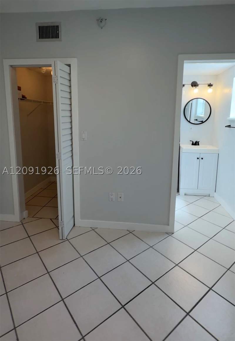 1 bedroom Condominium at 3051 SW 27th Ave 402, Grove Palms II Condo, Miami — photo 3