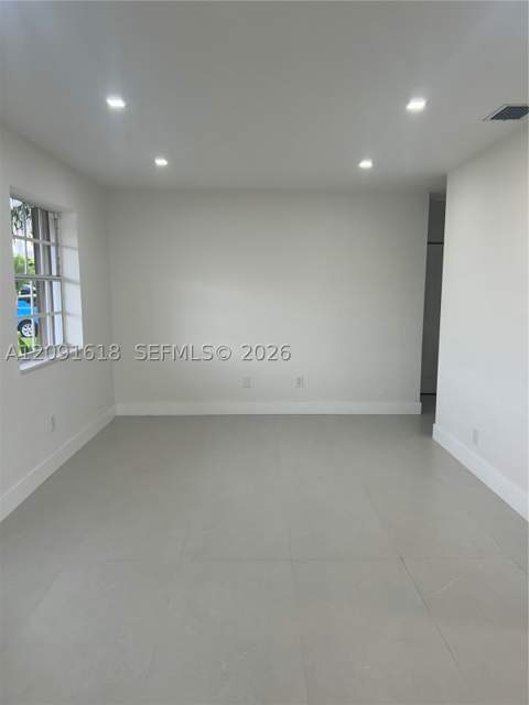 9230 SW 41st St, Miami FL - photo 7 of 14