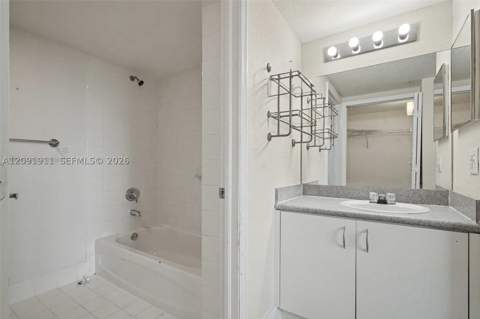 816 NW 11th St 906, Miami FL - photo 9 of 12