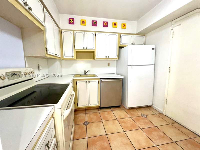 1 bedroom Condominium at 1658 Bay Rd 203, Lincoln Palace Condo, Miami Beach — photo 3