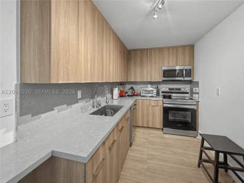 6801 Indian Creek Dr 609, Miami Beach FL - photo 15 of 24