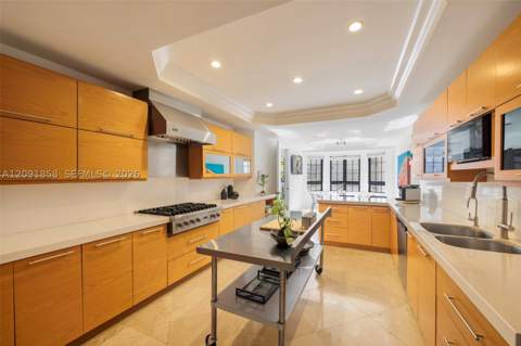 3471 Main Hwy 1204, Coconut Grove FL - photo 7 of 45