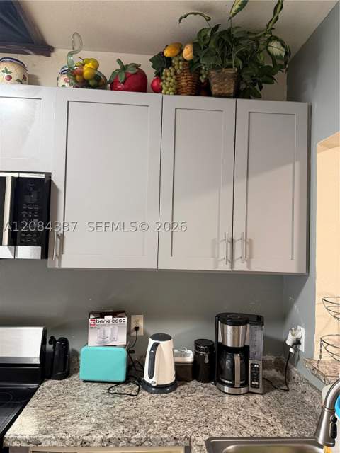 5 SW 15th Ave, Homestead FL - photo 10 of 11