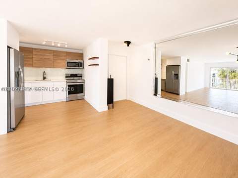 1631 NE 114th St 307, Miami FL - photo 7 of 40