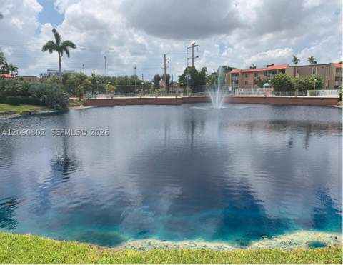 5221 Geneva Way 304, Doral FL - photo 10 of 15