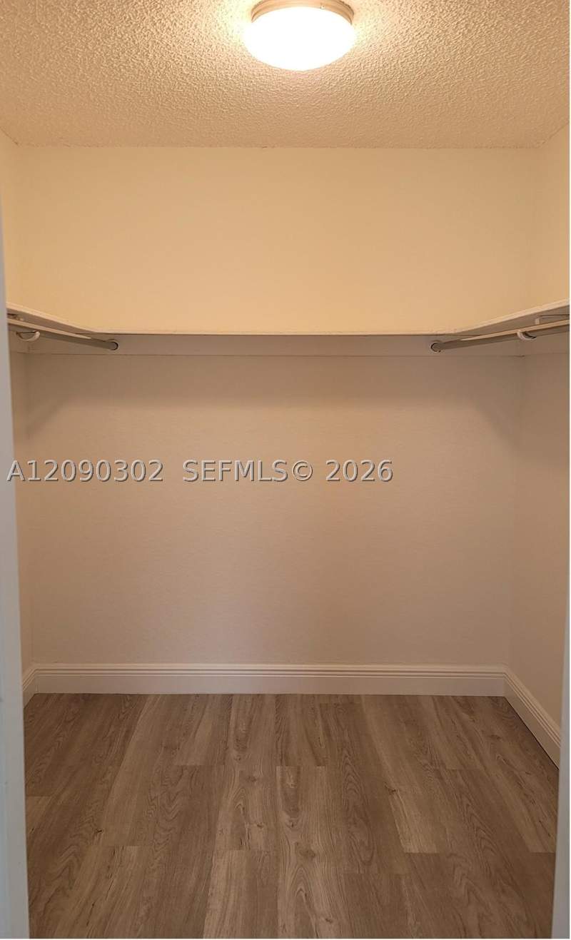 1 bedroom Condominium at 5221 Geneva Way 304, Doral Gardens II Condo, Doral — photo 5