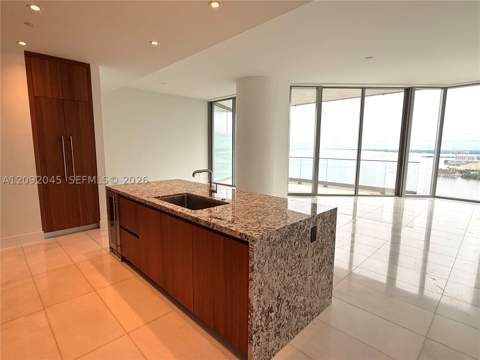 175 SE 25Th Rd 2803, Miami FL - photo 20 of 36