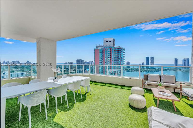 3 bedroom Condominium at 3330 NE 190th St Uph11, Aventura Marina Condo Num, Aventura — photo 2
