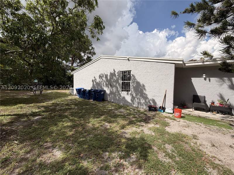 3 bedroom Townhouse at 3814 NW 213th St, Vista Verde Townhouse Sec, Miami Gardens — photo 2