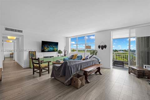 2100 Sans Souci Blvd C404, North Miami FL - photo 19 of 76