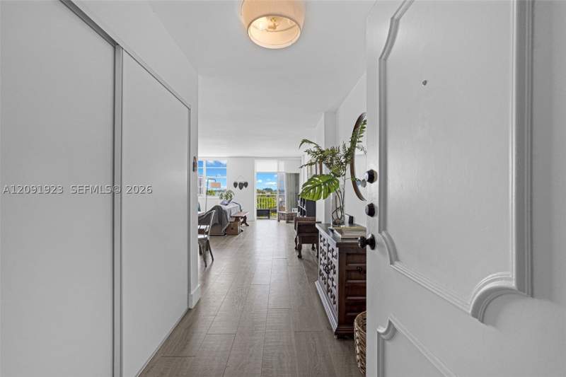 2 bedroom Condominium at 2100 Sans Souci Blvd C404, Bayview Towers Condo Sout, North Miami — photo 3