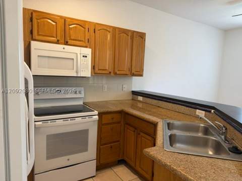 12529 SW 124th Ct, Miami FL - photo 8 of 22