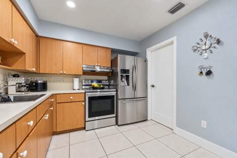 4870 NW 169th St, Miami Gardens FL - photo 16 of 40