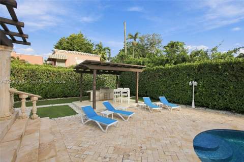1550 Trevino Ave, Coral Gables FL - photo 17 of 45