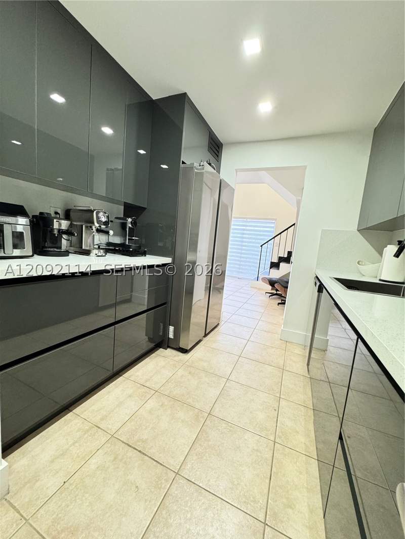 3 bedroom Condominium at 8650 SW 109th Ave 3-116, Courtyards At Kendall Con, Miami — photo 4