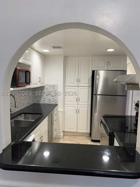 3702 NE 171st St 6, North Miami Beach FL - photo 6 of 29