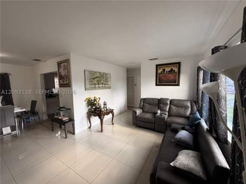 16140 NW 28th Ct, Miami Gardens FL - photo 7 of 23