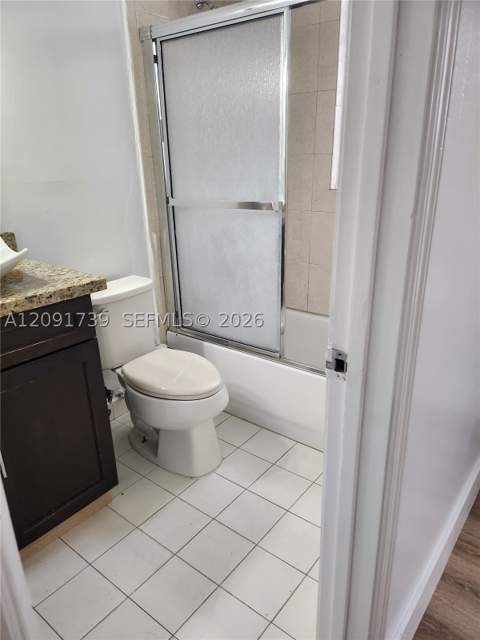 1725 W 60th St F202, Hialeah FL - photo 12 of 21