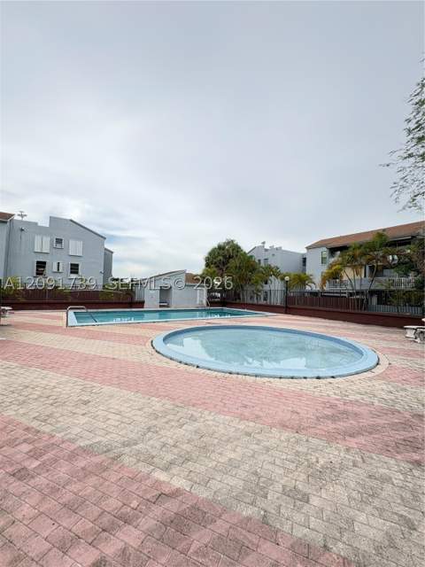 1725 W 60th St F202, Hialeah FL - photo 15 of 21