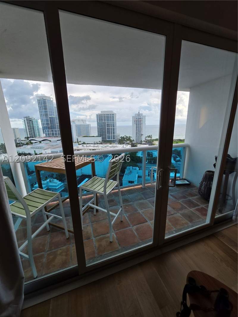 1 bedroom Condominium at 6770 Indian Creek Dr Tsr, Aquasol Condo, Miami Beach — photo 4