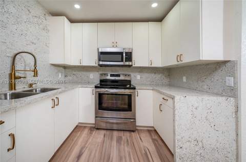 589 Miller Dr, Miami Springs FL - photo 14 of 32