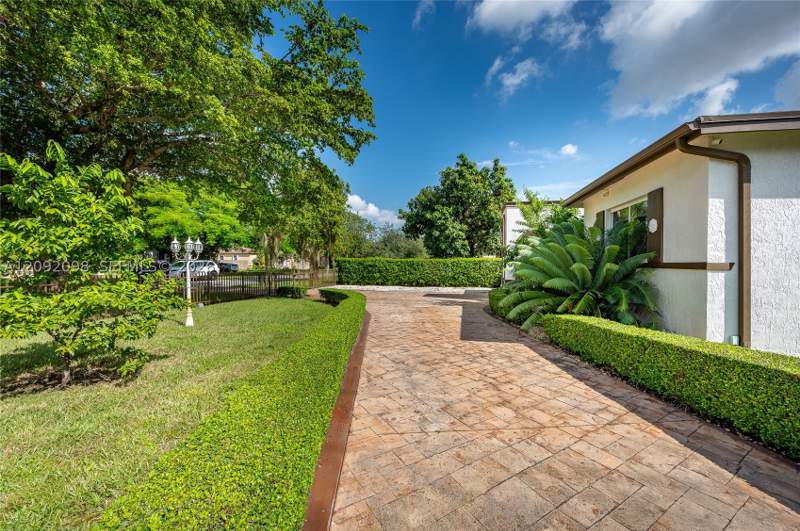 3 bedroom SingleFamilyResidence at 589 Miller Dr, Foust Sub, Miami Springs — photo 5