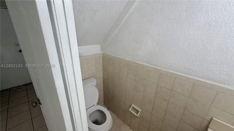 5712 W 25th Ct 5712, Hialeah FL - photo 7 of 24