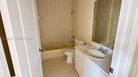 17650 NW 73rd Ave 104-18, Hialeah FL - photo 11 of 26