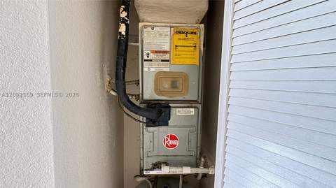 17650 NW 73rd Ave 104-18, Hialeah FL - photo 15 of 26