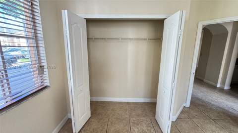 17650 NW 73rd Ave 104-18, Hialeah FL - photo 22 of 26