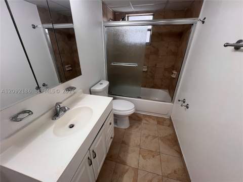 2000 Biarritz Dr 407, Miami Beach FL - photo 19 of 43