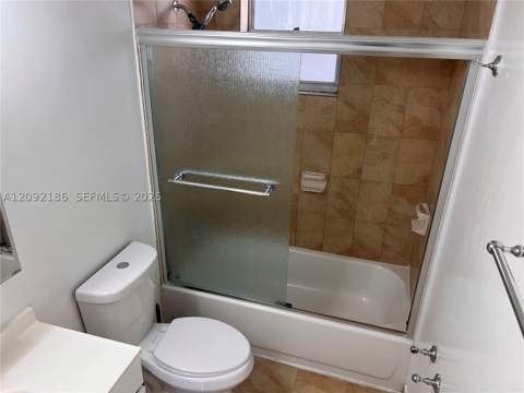 2000 Biarritz Dr 407, Miami Beach FL - photo 20 of 43