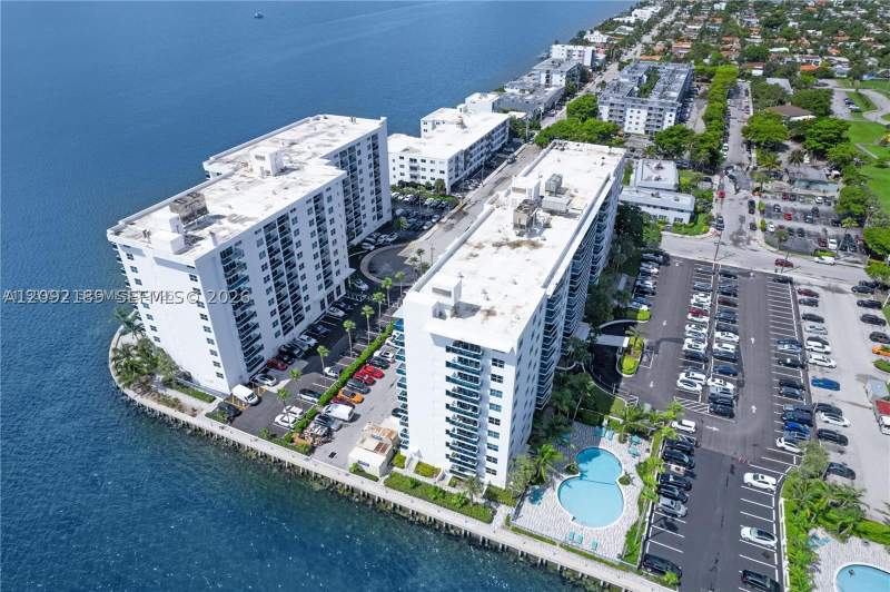 2 bedroom Condominium at 7501 E Treasure Dr 2M, Treasures On The Bay II C, North Bay Village — photo 2