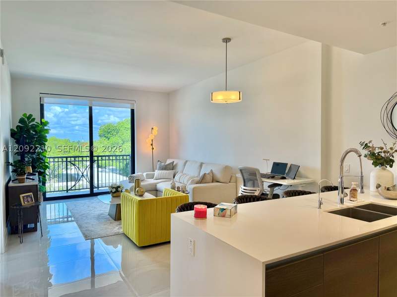 1 bedroom Condominium at 301 Altara Ave 418, Merrick Manor Condo, Coral Gables — photo 5