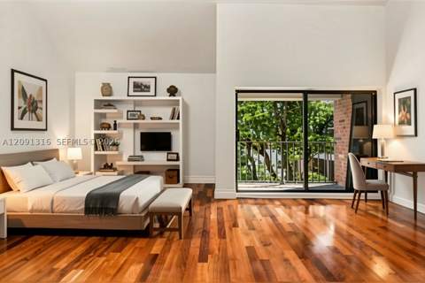 1542 NE Quayside Ter D2, Miami FL - photo 20 of 59