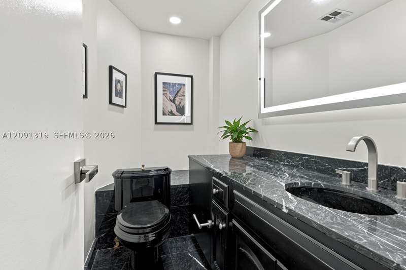 3 bedroom Townhouse at 1542 NE Quayside Ter D2, Towers Quayside Ct-Yard V, Miami — photo 5