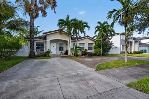 11234 SW 244th Ter, Homestead FL - photo 6 of 35