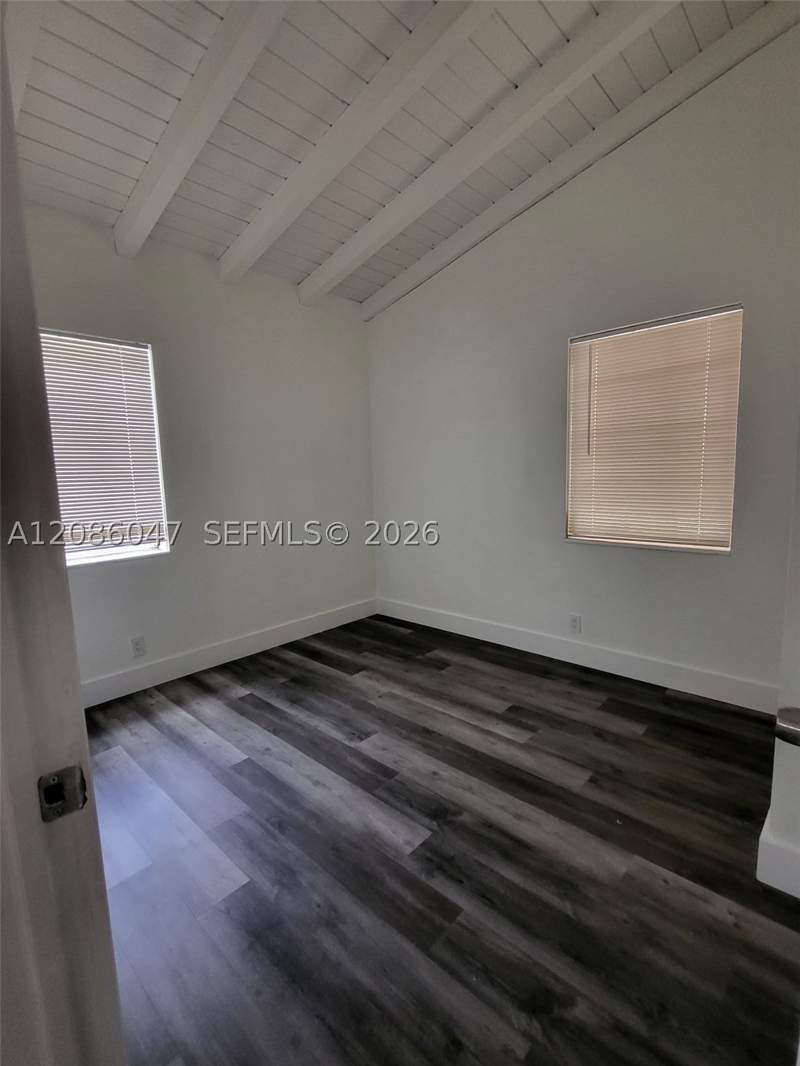 2 bedroom SingleFamilyResidence at 4431 SW 10th St, Trail Park, Miami — photo 5